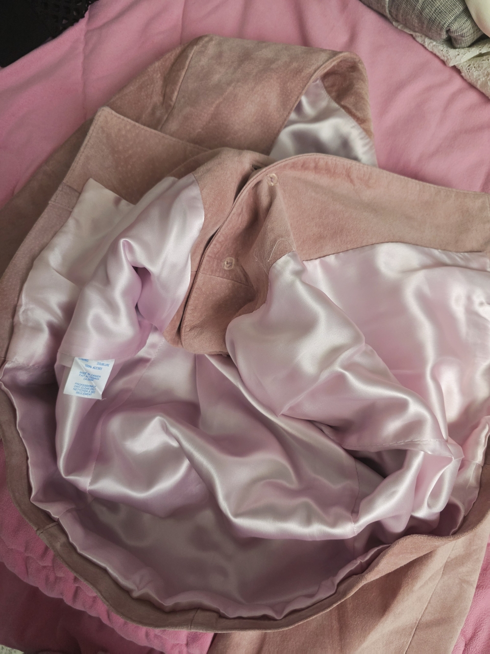 Danier Geniun Leather Vintage Blazer & Skirt Set - Dusty Pink Suede - Picture 12 of 12